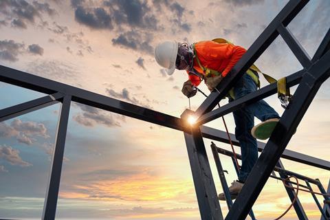 1997263_steelconstructionshutterstock_174977